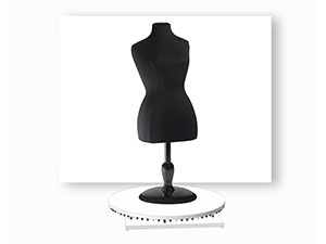 Фотосъемка одежды на манекене на поворотном столе 360 градусов